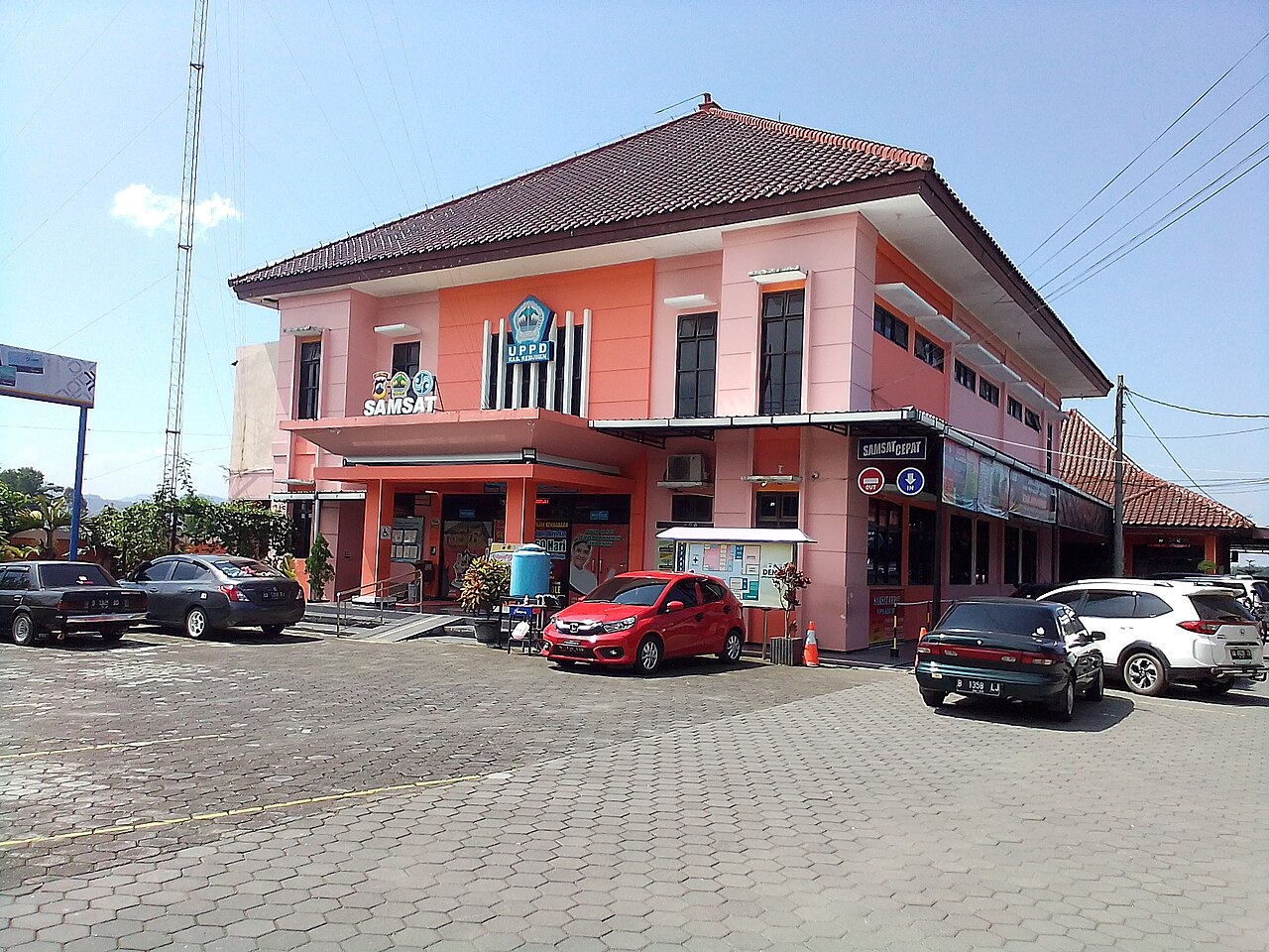 Kantor SAMSAT bireuen